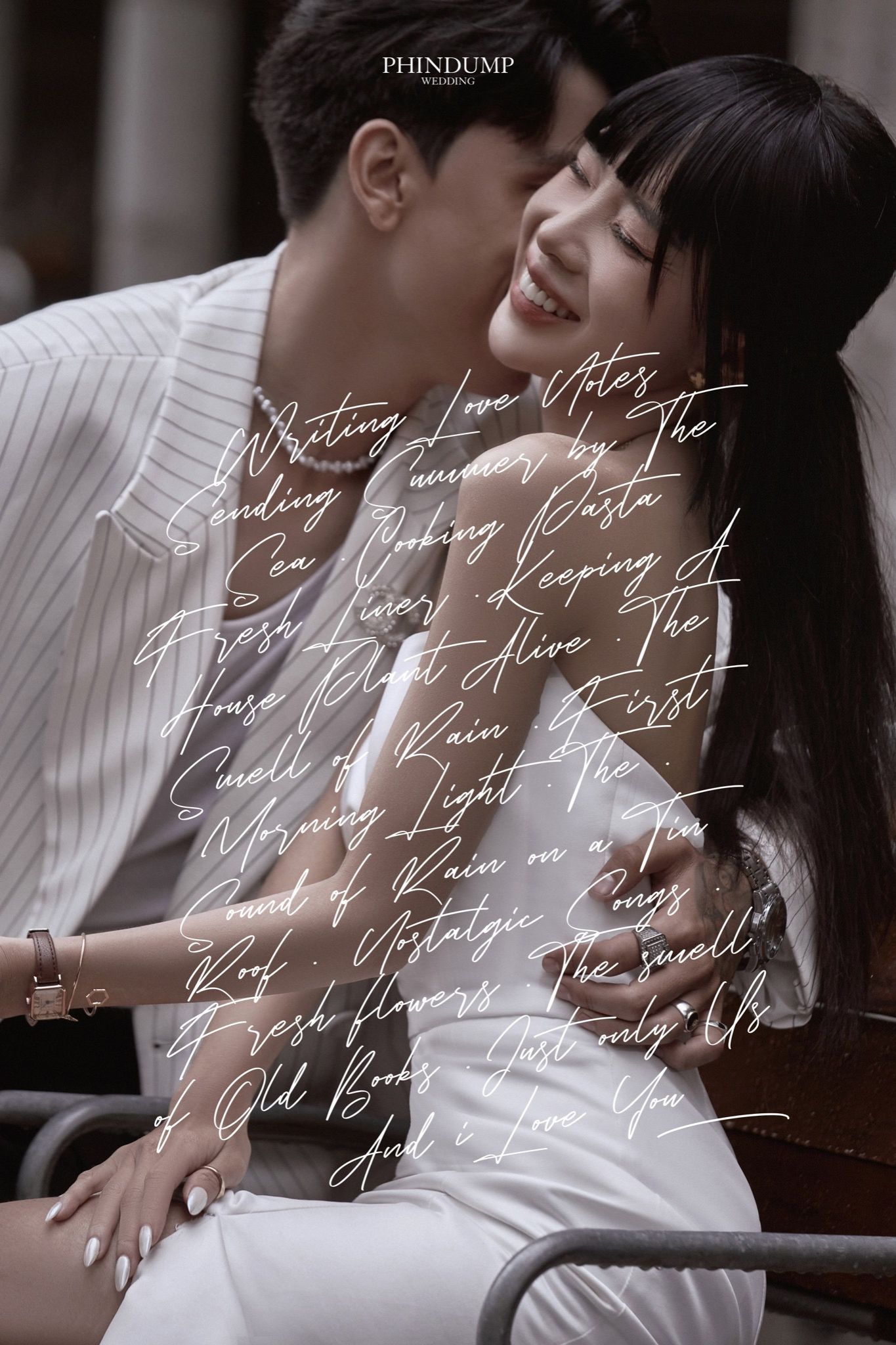 Hôn nhẹ trán hoặc má