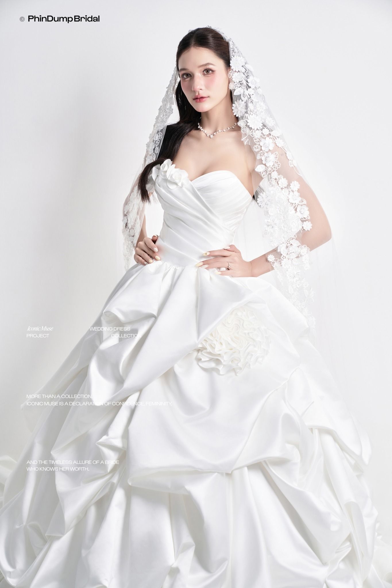 Thử váy trực tiếp & chụp test nếu có thể