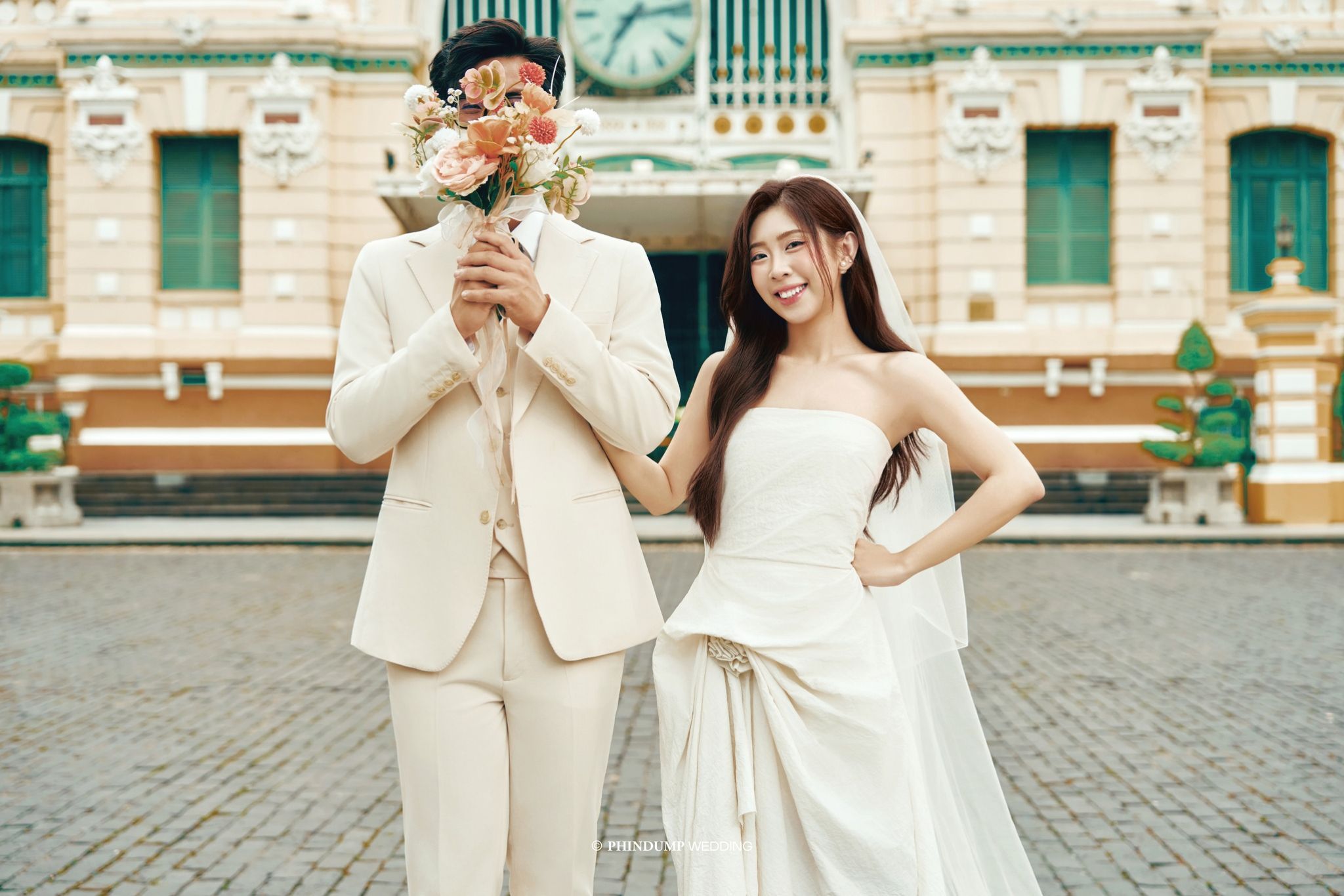 Chi phí chụp ảnh cưới concept Bưu điện Thành phố của PhinDump Wedding là bao nhiêu?