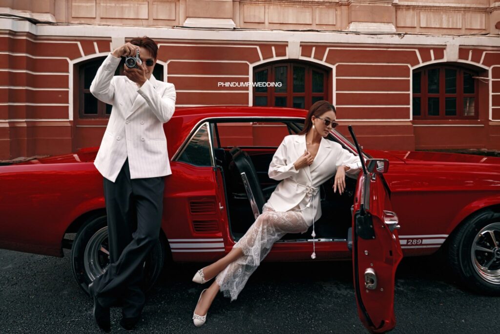 Tổng hợp các địa điểm chụp ảnh cưới concept xe cổ đẹp nhất tại Hồ Chí Minh 2026