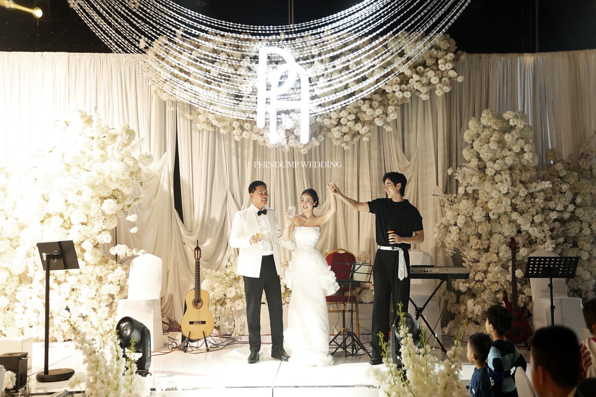 Ưu tiên sự thoải mái trong suốt ngày cưới