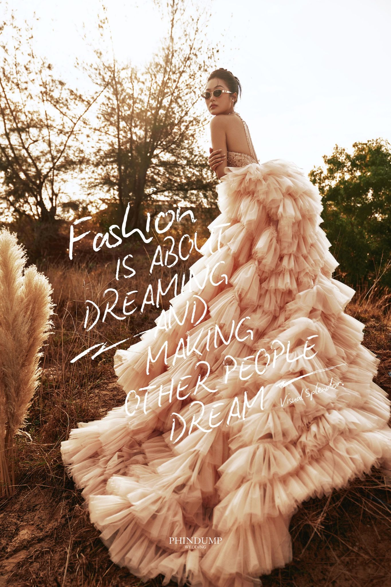 Đồng bộ trang phục với bối cảnh tự nhiên