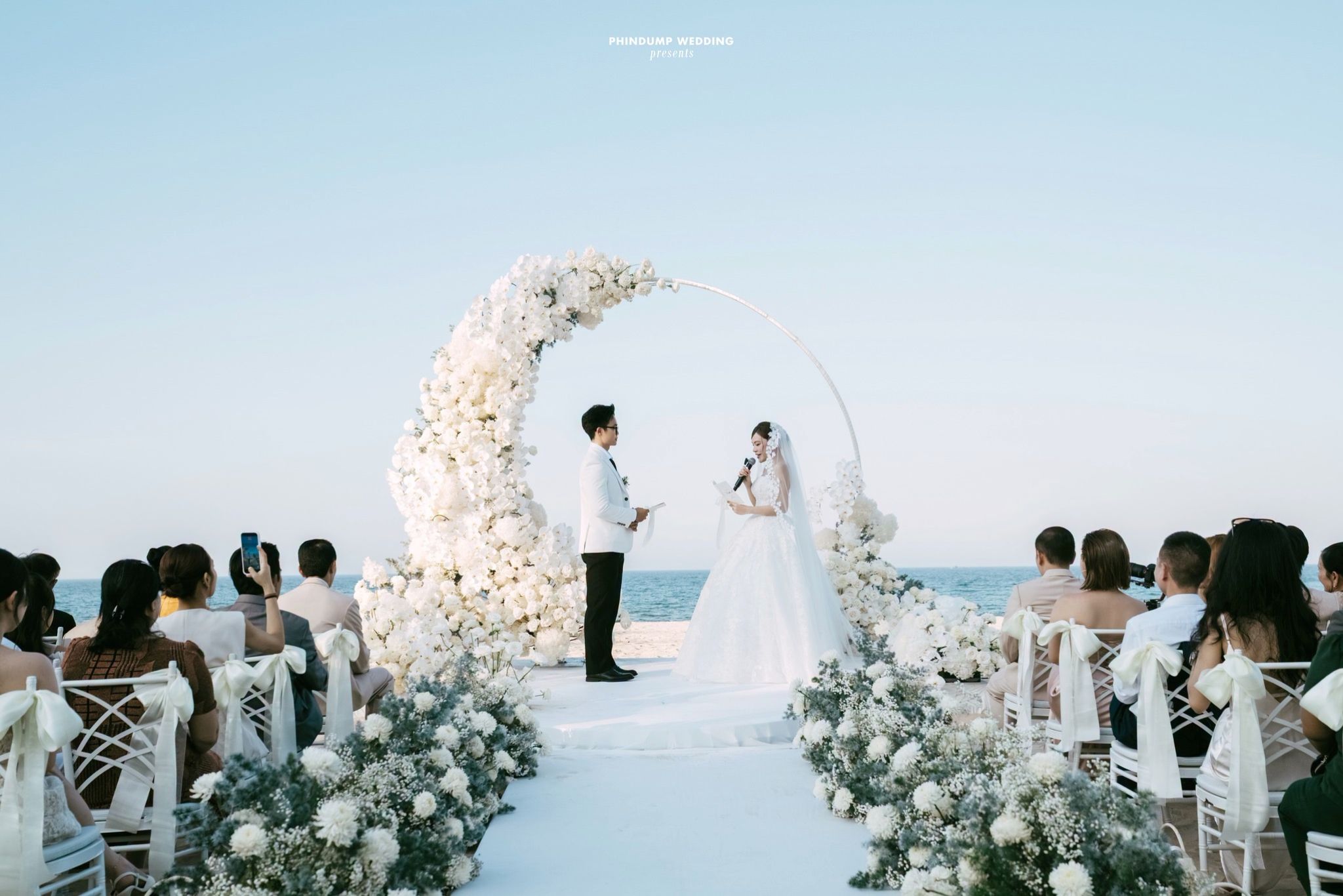 Lễ Vow là gì? 5 gợi ý viết lời thề nguyện (Wedding Vows) hay và ý nghĩa