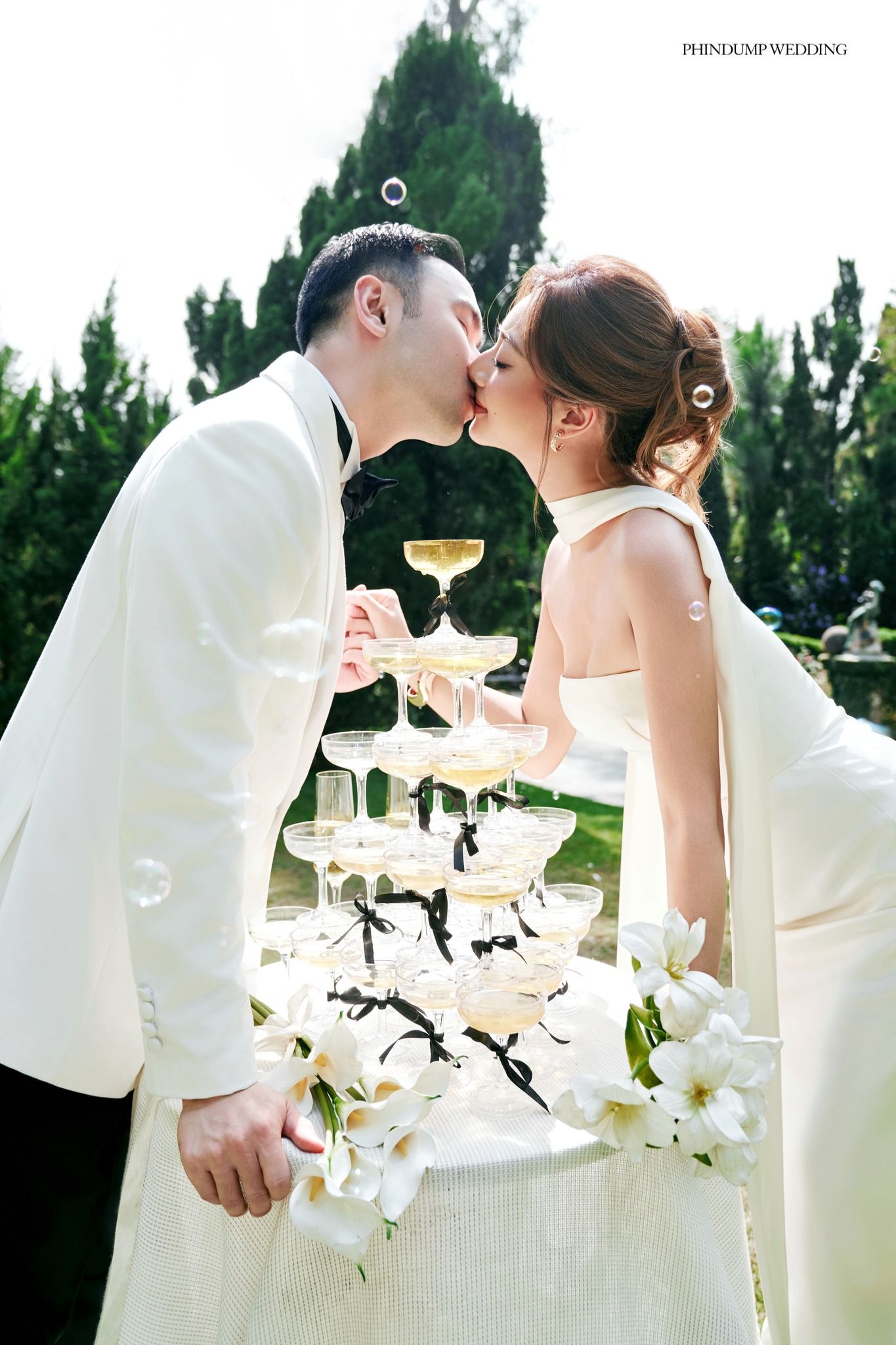 Chi phí chụp concept sân vườn phim trường và ngoại cảnh của PhinDump Wedding HCM bao nhiêu?